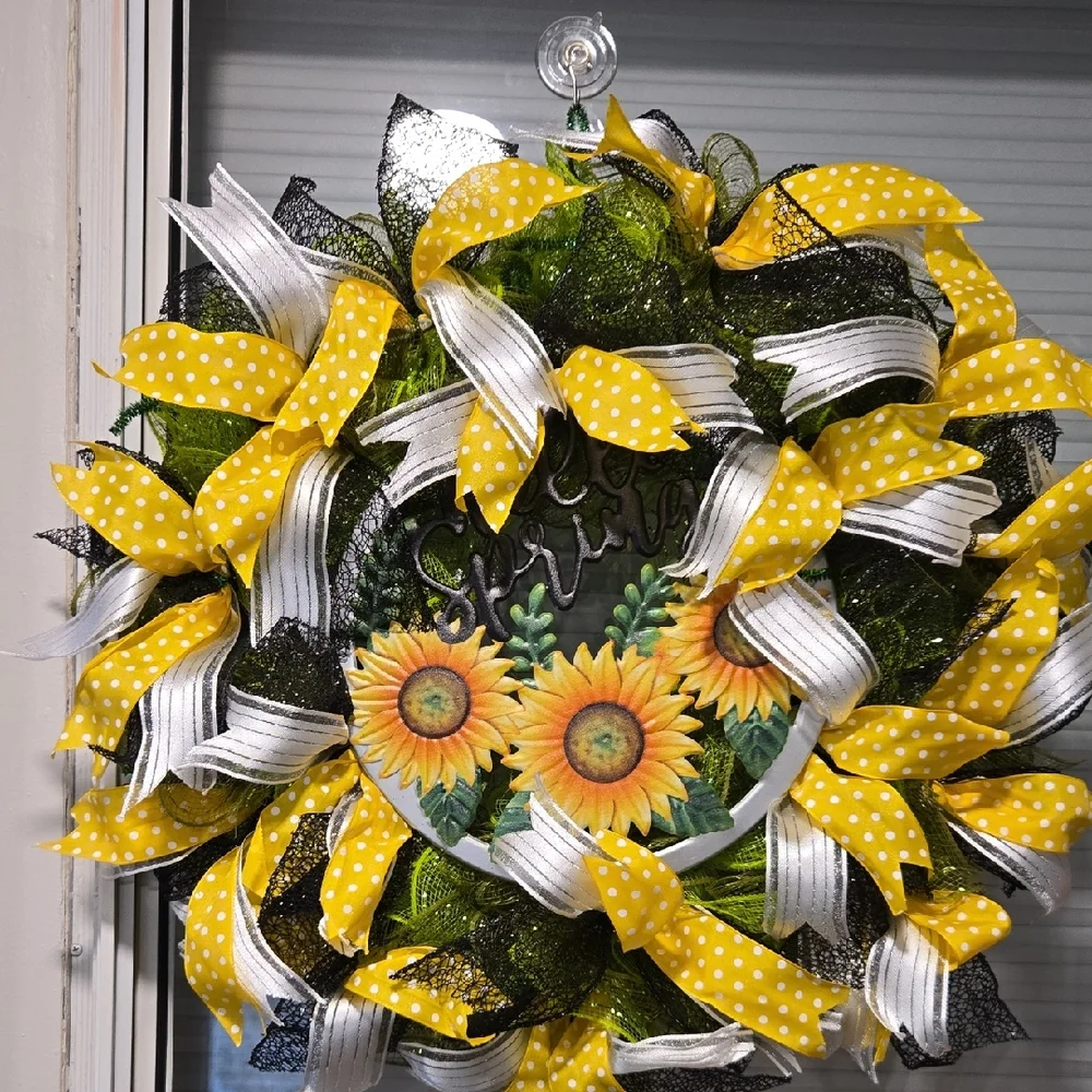 Sunflower Holiday Wreath with Yellow Polka Dot and Silver Ribbon